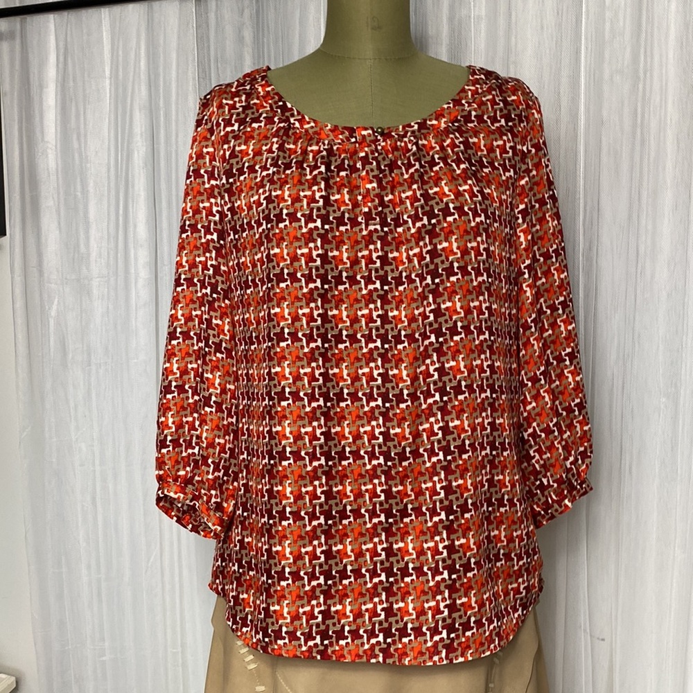Banana Republic 3/4 length balloon sleeves! Houndstooth design! Metal buttons M